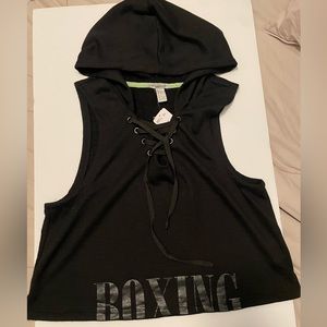 Boxing women’s cropped pullover